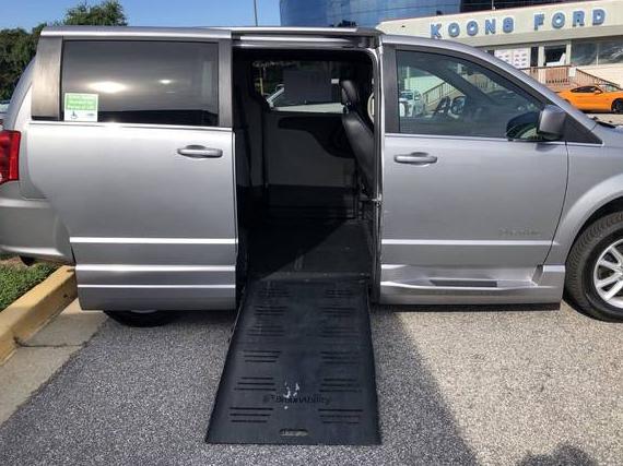 DODGE GRAND CARAVAN 2018 2C4RDGCGXJR282653 image